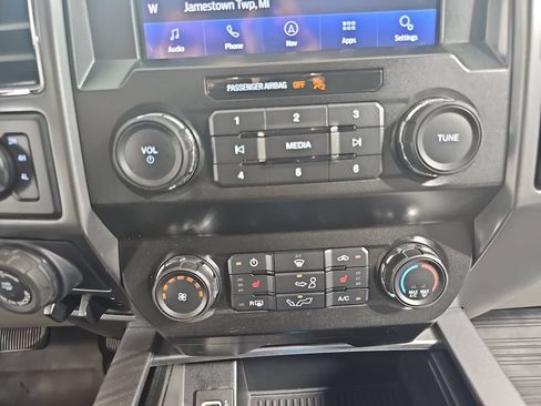 Used 2020 Ford F150 XLT w/ Equipment Group 302A Luxury AWD/4WD image 28