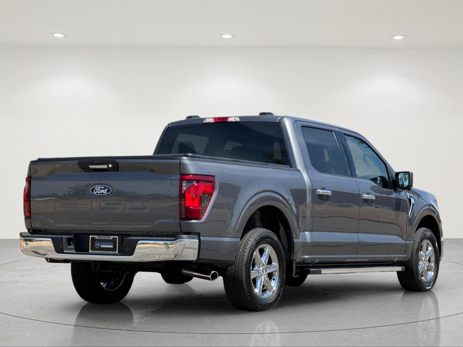 Used 2024 Ford F150 XLT RWD image 6