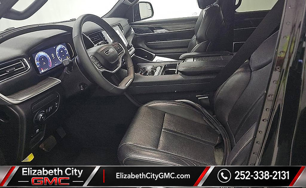 Used 2024 Jeep Wagoneer Series III AWD/4WD image 9
