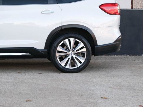 Used 2022 Subaru Ascent Touring image 10