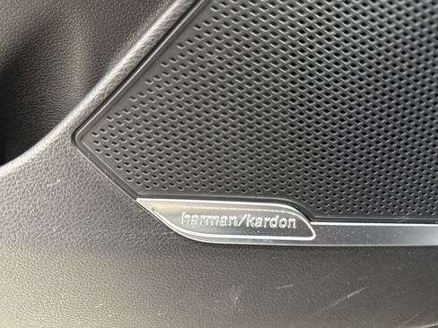 Certified 2025 Kia Sportage SX Prestige AWD/4WD image 30