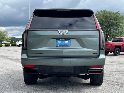 Used 2024 Cadillac Escalade Sport Platinum w/ LPO, ONYX Package AWD/4WD image 6