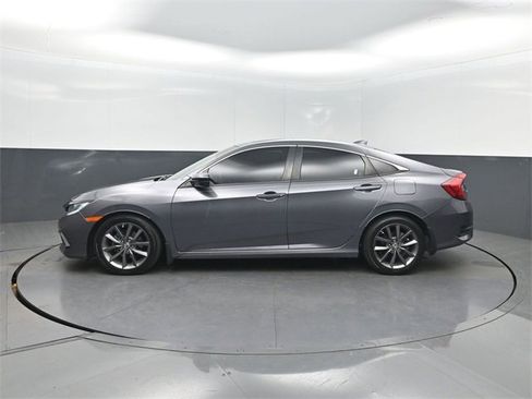 Used 2020 Honda Civic EX image 2