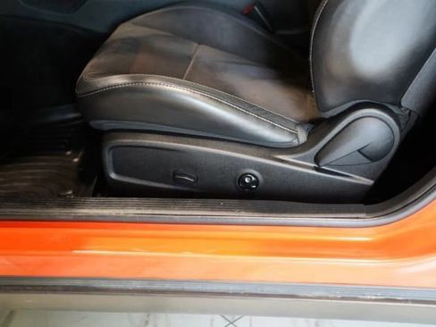 Used 2017 Dodge Challenger R/T Scat Pack RWD image 24