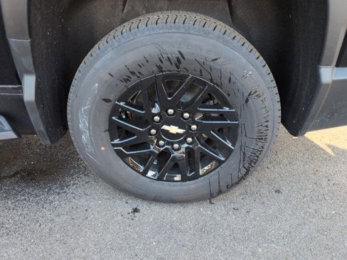 New 2024 Chevrolet Silverado EV W/T image 9