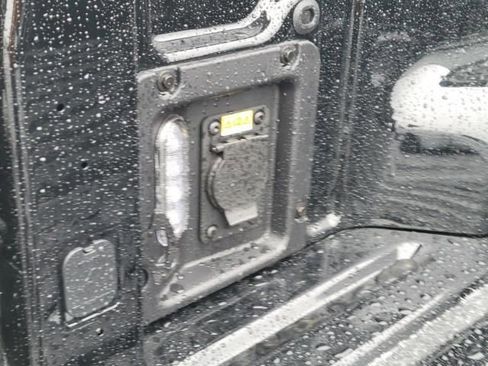 New 2025 Ford Maverick XLT w/ XLT Luxury Package image 13