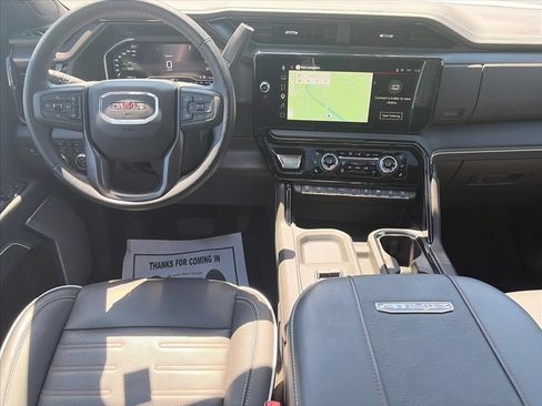 Used 2025 GMC Sierra 2500 AT4X w/ AT4X AEV Edition AWD/4WD image 7