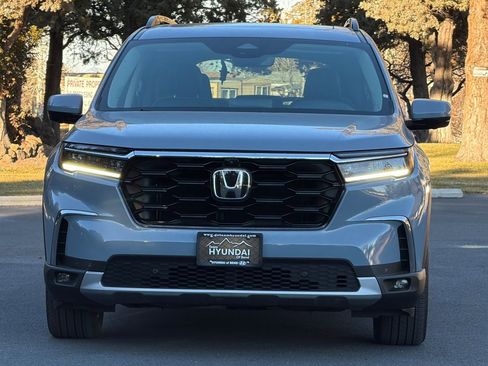 Used 2023 Honda Pilot Elite image 10