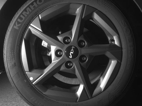 Used 2025 Kia K4 LXS image 14