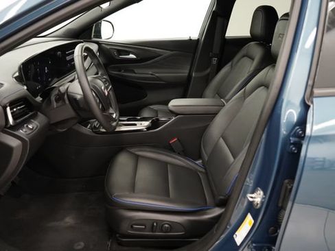 Used 2024 Buick Envista Sport Touring w/ Convenience I Package FWD image 13