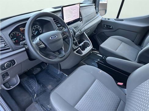 Used 2022 Ford Transit 350 XLT image 11