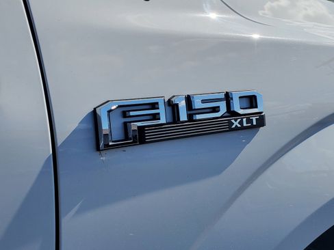 Used 2019 Ford F150 XLT AWD/4WD image 7