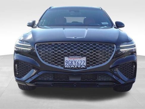 Used 2023 Genesis GV70 2.5T w/ Sport Prestige Package image 9