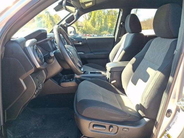 Used 2023 Toyota Tacoma TRD Sport w/ Black Out Package (TMS) AWD/4WD image 2