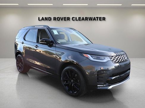 New 2026 Land Rover Discovery Limited Edition image 7