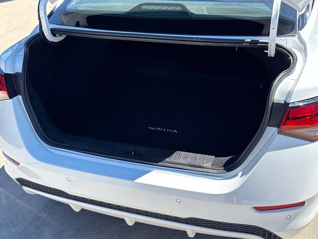Used 2024 Nissan Sentra SV FWD image 24