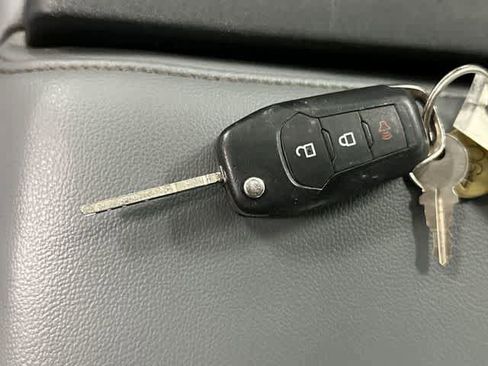 Used 2021 Ford F150 XL image 33