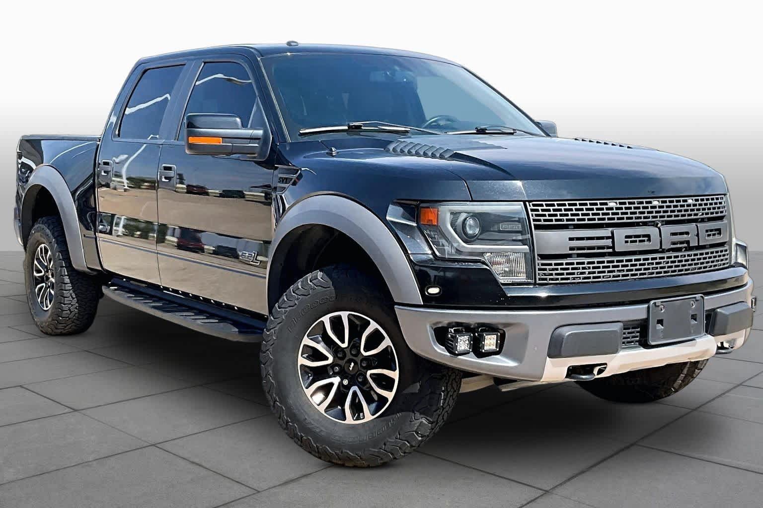 Used 2014 Ford F150 Raptor w/ Equipment Group 801A Luxury AWD/4WD image 2