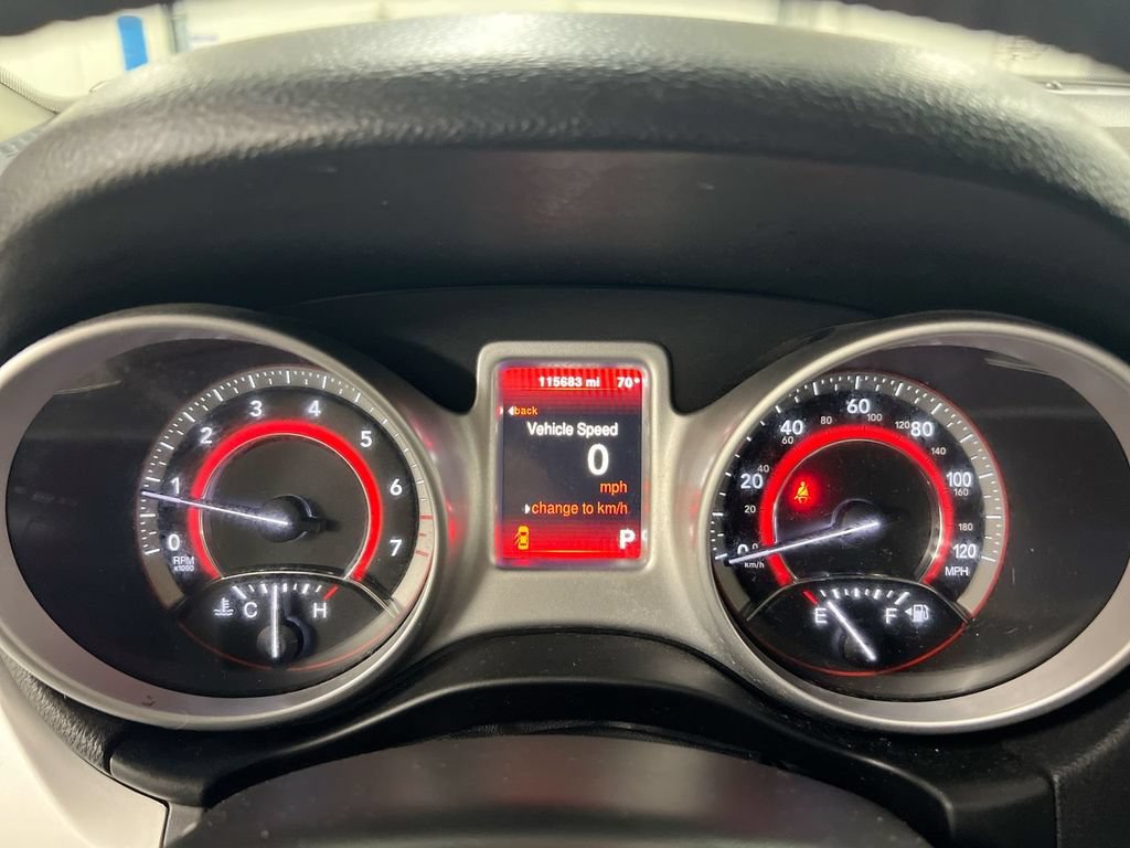 Used 2018 Dodge Journey SE w/ Connectivity Group FWD image 12