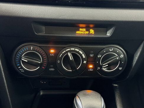 Used 2016 MAZDA MAZDA3 i Touring image 16