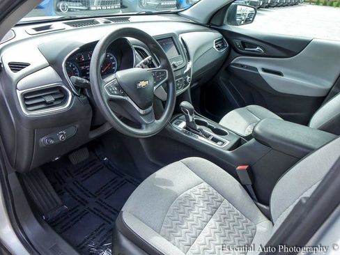 Used 2022 Chevrolet Equinox LS AWD/4WD image 10