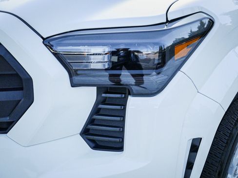Used 2026 Toyota Tacoma SR5 RWD image 6