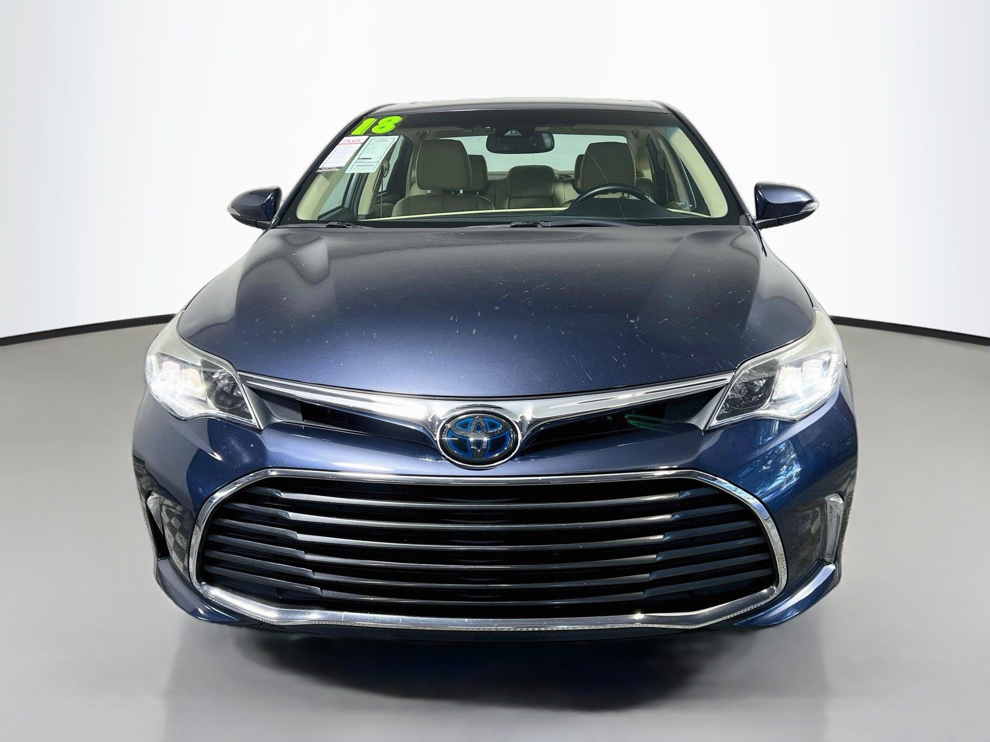 Used 2018 Toyota Avalon Limited FWD image 11