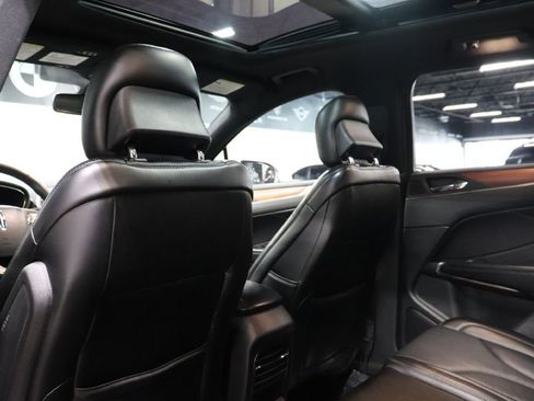 Used 2017 Lincoln MKC Reserve image 16