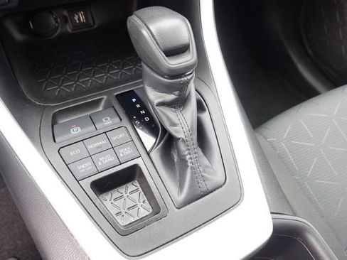 Certified 2024 Toyota RAV4 XLE AWD/4WD image 23