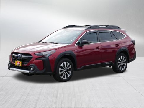 Certified 2023 Subaru Outback Limited XT AWD/4WD image 3