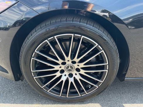 Used 2025 Mercedes-Benz C 300 Sedan image 31