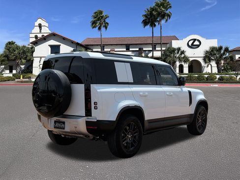 Used 2025 Land Rover Defender 110 S AWD/4WD image 2
