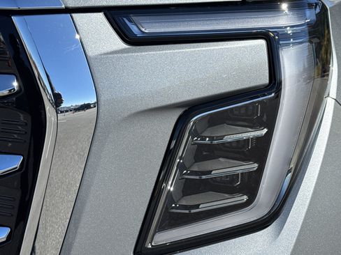 New 2026 GMC Yukon Elevation image 6