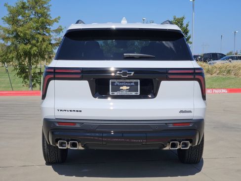 New 2027 Chevrolet Traverse LT w/ Midnight/Sport Edition FWD image 8