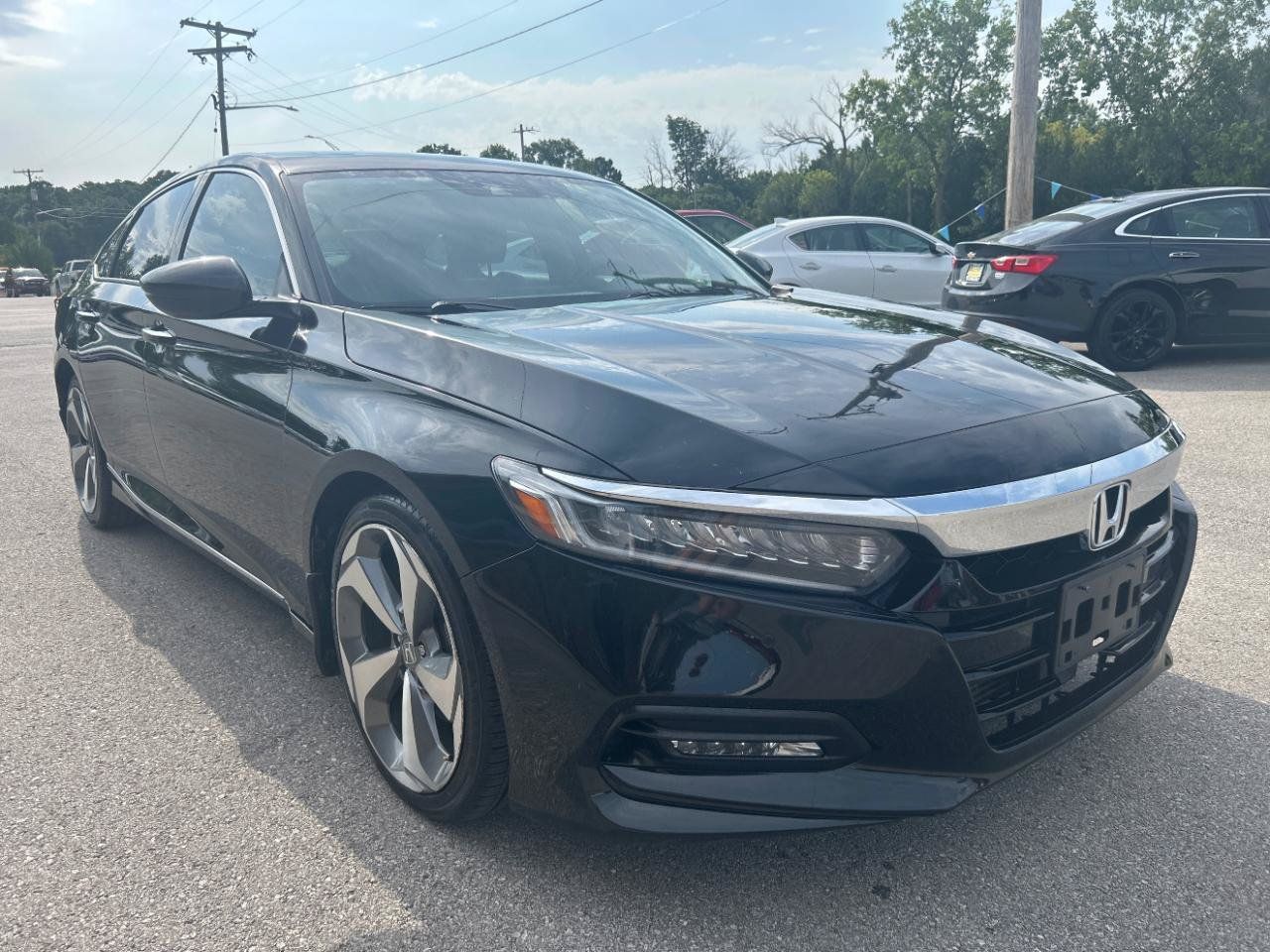 Used 2020 Honda Accord Touring image 3
