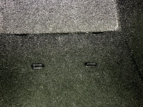 Used 2022 Tesla Model 3 Standard Range image 16