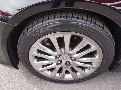 Used 2017 Lexus LS 460 image 12