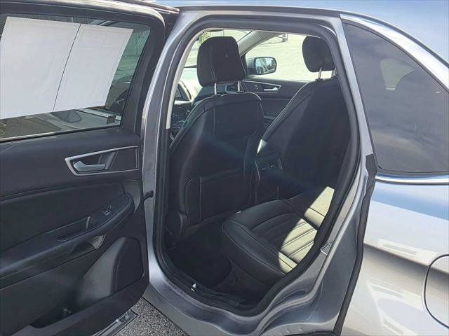 Used 2020 Ford Edge SEL w/ Convenience Package AWD/4WD image 15