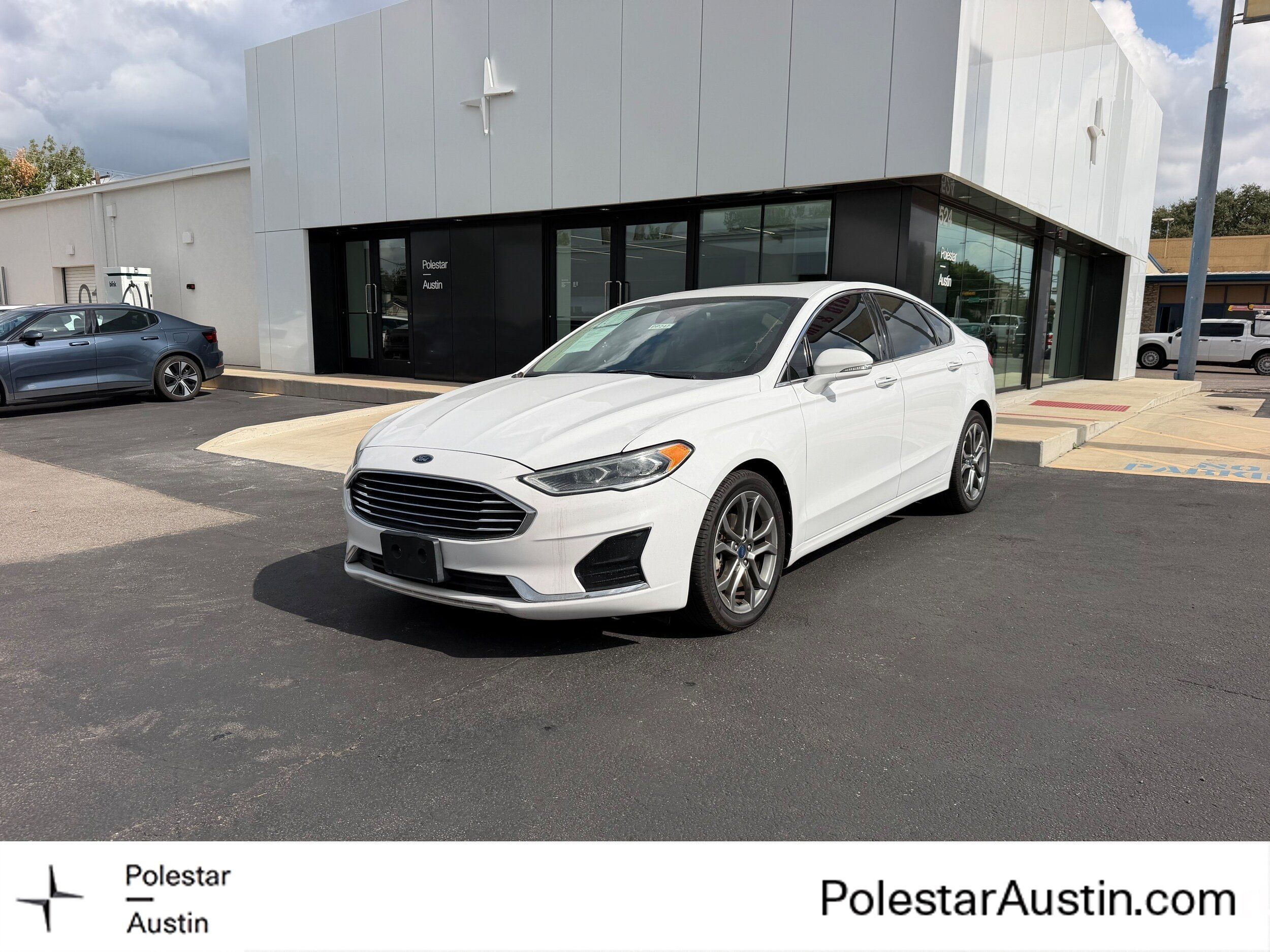 Used 2019 Ford Fusion SEL FWD image 1