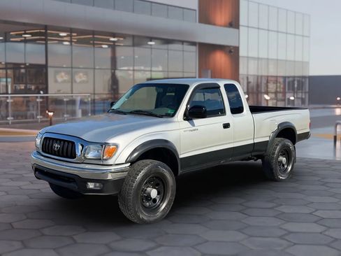 Used 2002 Toyota Tacoma 4x4 Xtracab image 4