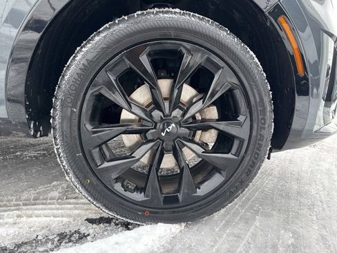 Used 2023 Kia Sorento SX image 9