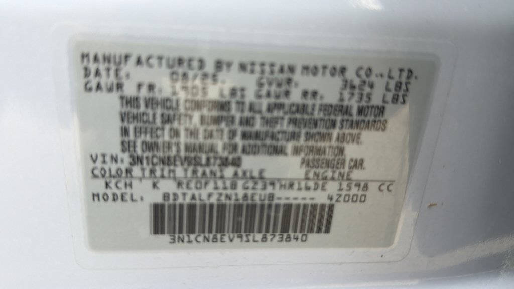 Used 2025 Nissan Versa SV w/ Trunk Package FWD image 7
