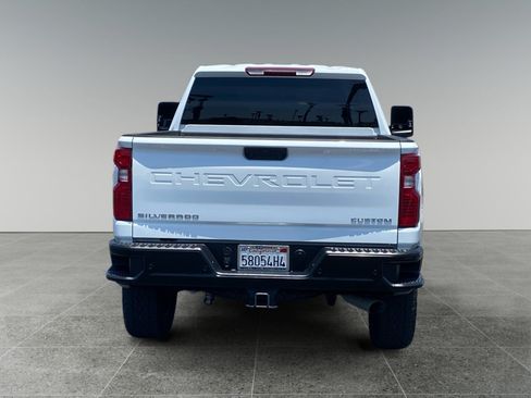Used 2026 Chevrolet Silverado 2500 Custom w/ Custom Value Package AWD/4WD image 4