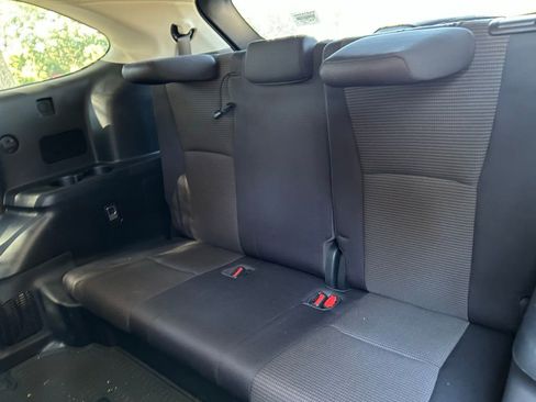 Used 2023 Toyota Highlander LE image 13