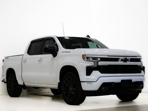 Used 2023 Chevrolet Silverado 1500 RST image 1