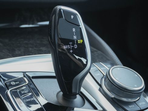 Certified 2023 BMW 530i w/ M Sport Package image 27