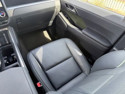 Used 2024 Lexus GX 550 image 28