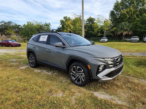 New 2025 Hyundai Tucson Limited image 1