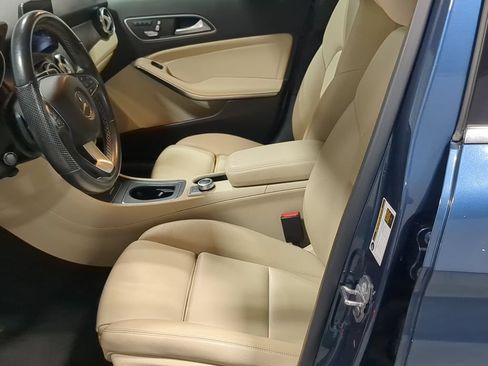 Used 2019 Mercedes-Benz GLA 250 4MATIC image 19