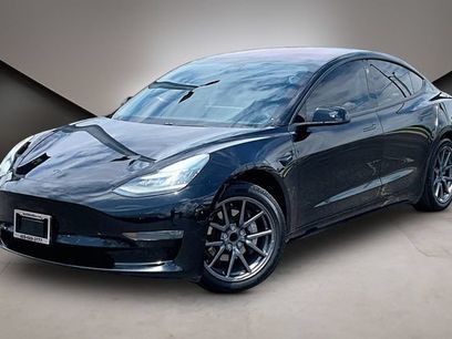 Used 2019 Tesla Model 3 Mid Range